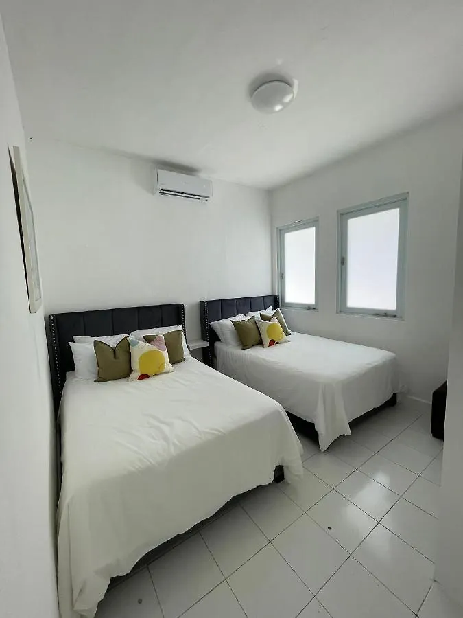 Janer House At San Juan Apartman 0*,