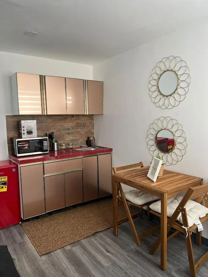 Janer House At San Juan Appartement