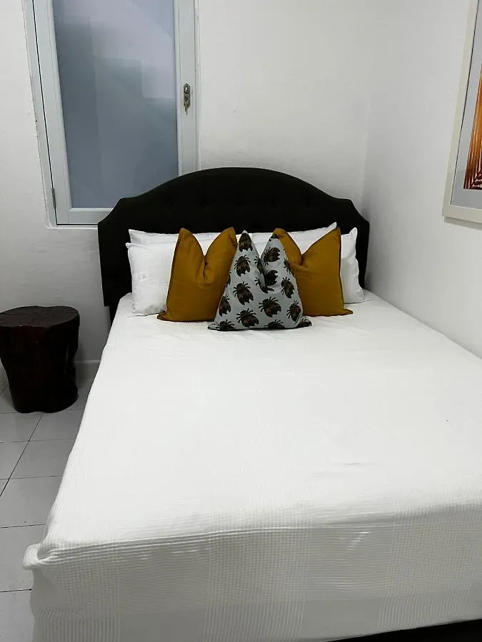 Janer House At San Juan Appartement