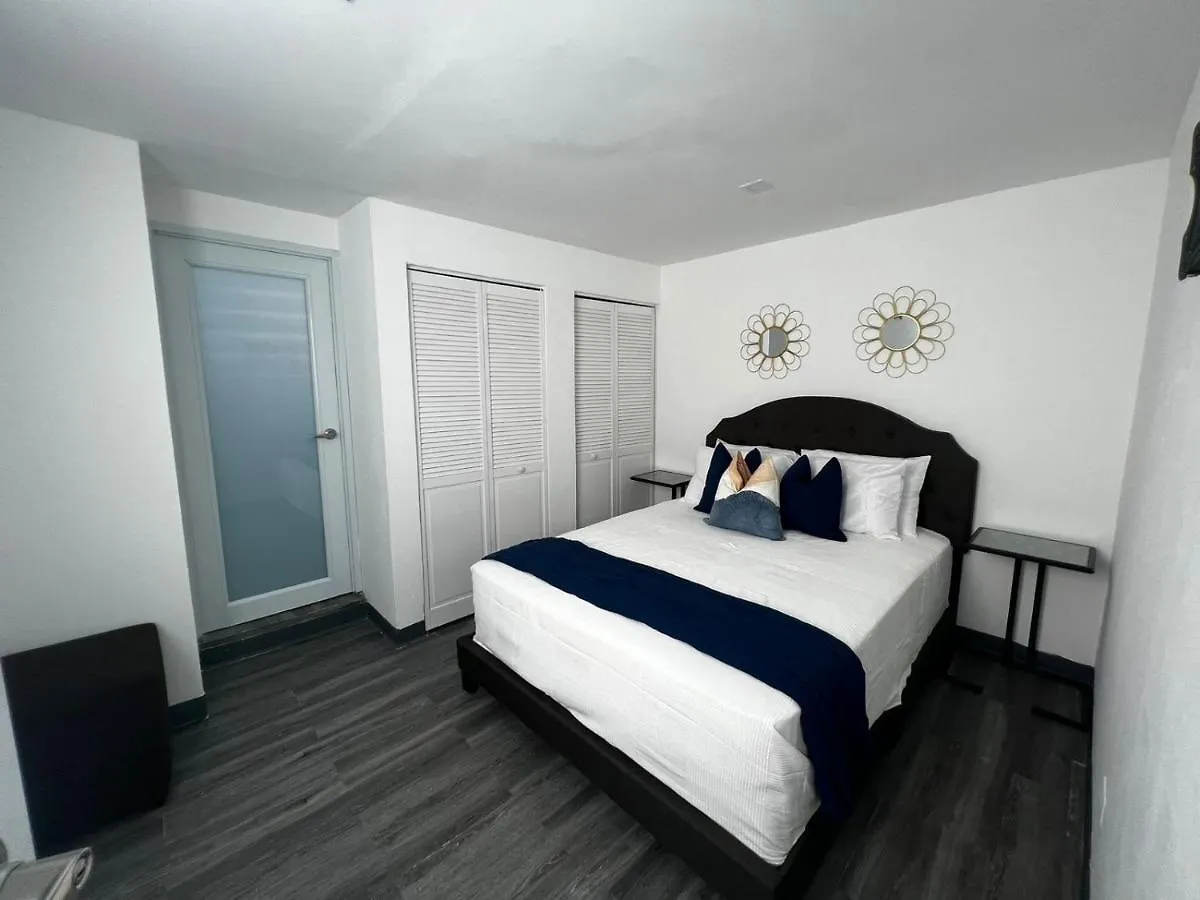 Janer House At San Juan Appartement