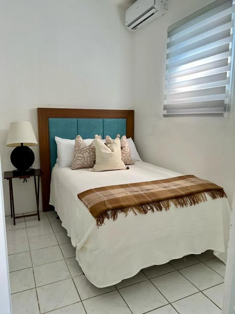 Janer House At San Juan Appartement